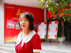 【新生故事】李婷婷：放棄普高轉(zhuǎn)學(xué)來(lái)新華，夢(mèng)想創(chuàng)業(yè)經(jīng)營(yíng)一家網(wǎng)店！